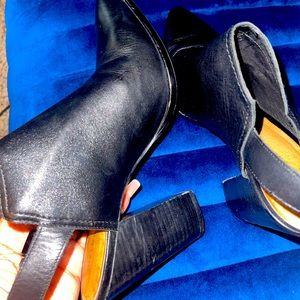 Halogen (brand from Nordstrom ) mule sling backs